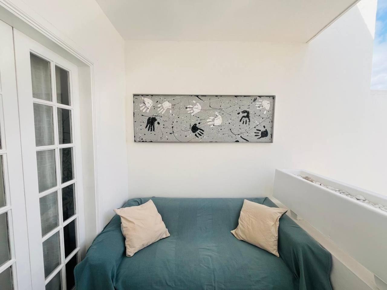 Apartment Near The Ocean อาโรนา ภายนอก รูปภาพ